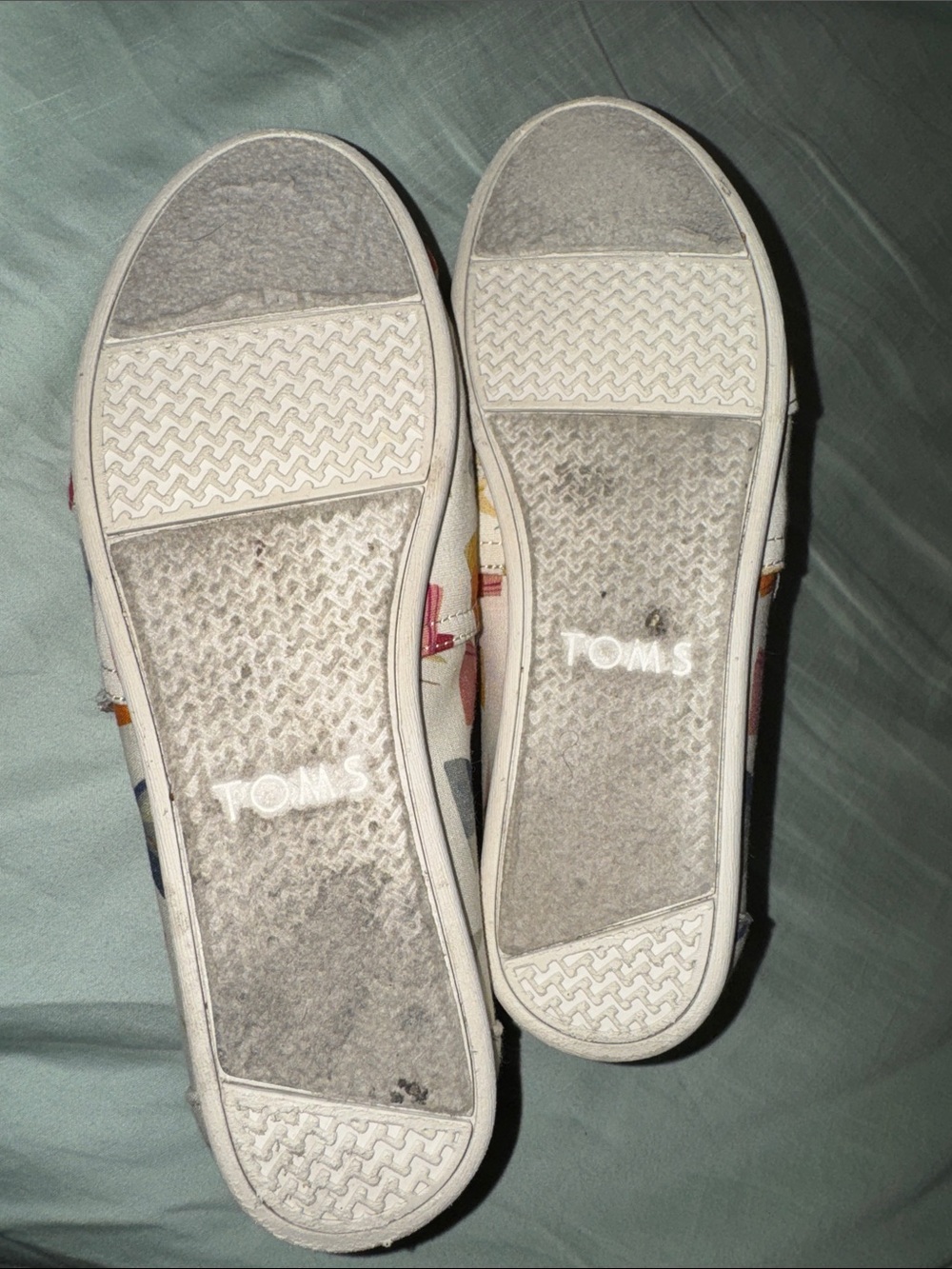 TOMS Disney sleeping beauty fairies - Picture 3 of 4